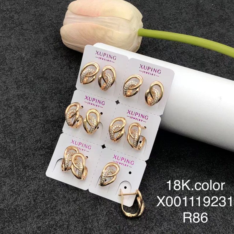 Pendientes de aro Xuping transfronterizos rusos de 18k con incrustaciones de diamantes, joyería de lujo ligero de alta gama al por mayor para mujer.
