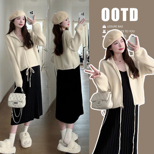 Pregnant Women's Autumn and Winter Fashionable Age-reducing Knitted Jacket Loose Slimming Base Pleated dress suit