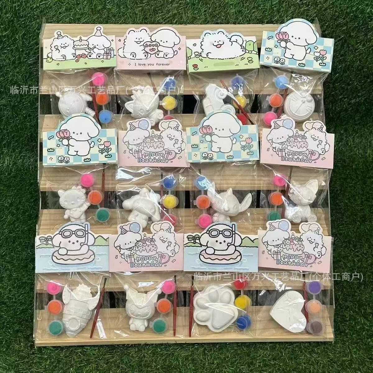 Muñeca de yeso tridimensional 3D pequeña granel pintado pintado graffiti mercado nocturno tienda de juguetes de regalo