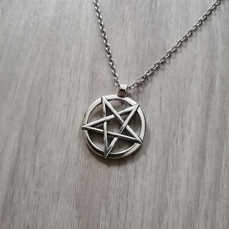 Cross-border foreign trade Amazon new fashion punk star pendant necklace factory direct sales