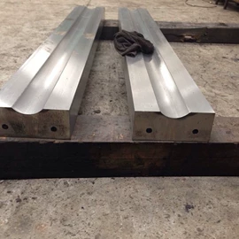 CNC加工;剪板、折弯;模具设备