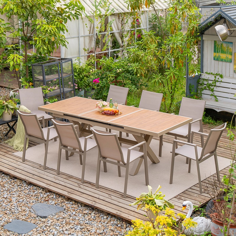 Mesa y silla de patio al aire libre, madera plástica, casa nórdica, patio al aire libre, jardín al aire libre, balcón, combinación de terraza de ocio