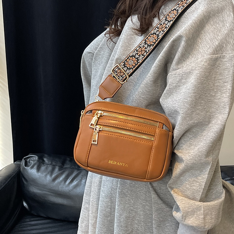 Borsa a tracolla da donna piccola elegante e versatile_voghion.com