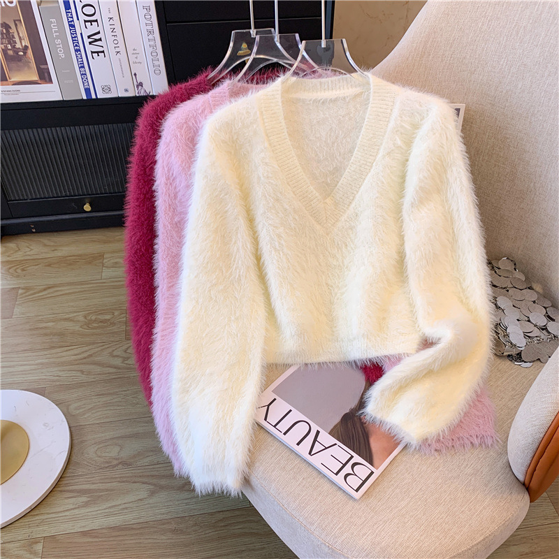 Winter knitted short sweater