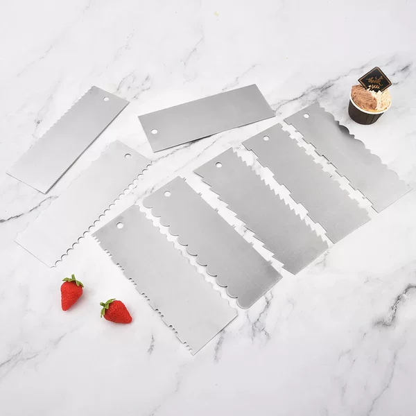 Stainless Steel Cream Scraper Creative DIY Cake Pattern Shaping Scraper Polygonal Serrated Spatula Baking Tool