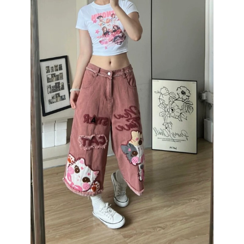American retro pink cat towel embroidery denim cropped pants for women, autumn and winter dopamine cute loose wide-leg mid-length pants American retro pink cat towel embroidery denim cropped pants for women, autumn and winter dopamine cute loose wide-leg mid-length pants
