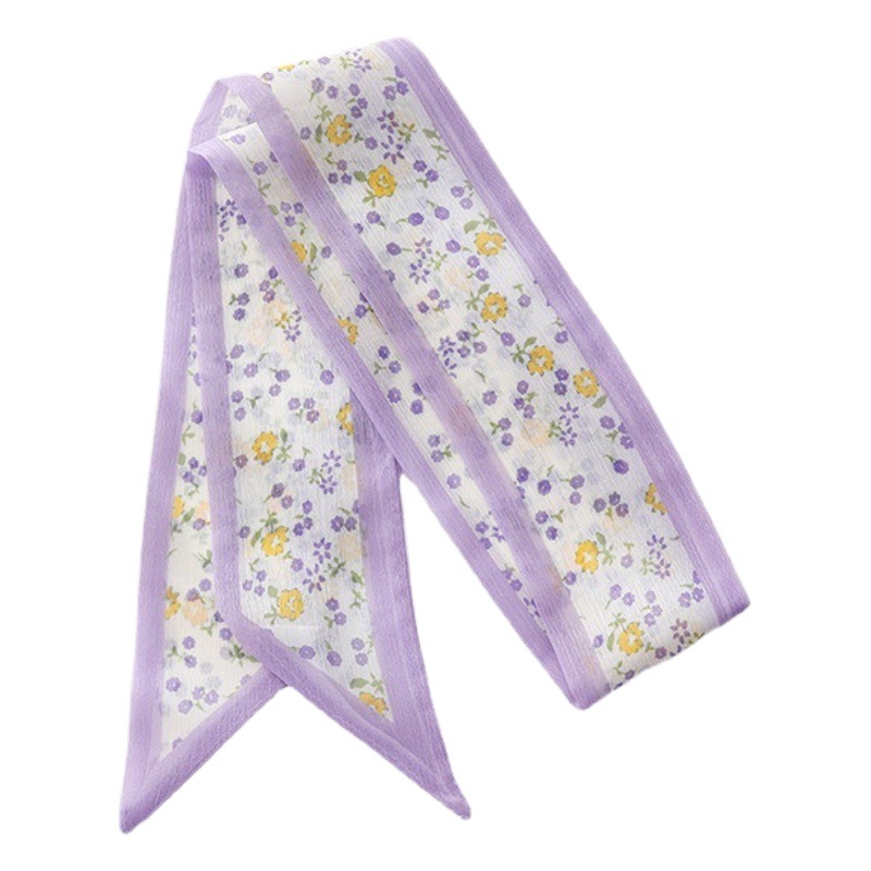 紫の髪はレトロな気質を持っています。