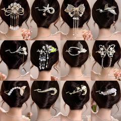 蝶結びタッセルヘアクリップ 女性用 後頭部用 2025年新作 高級ツイストワンワードクリップ 高級感のあるヘアクリップ ヘアアクセサリー