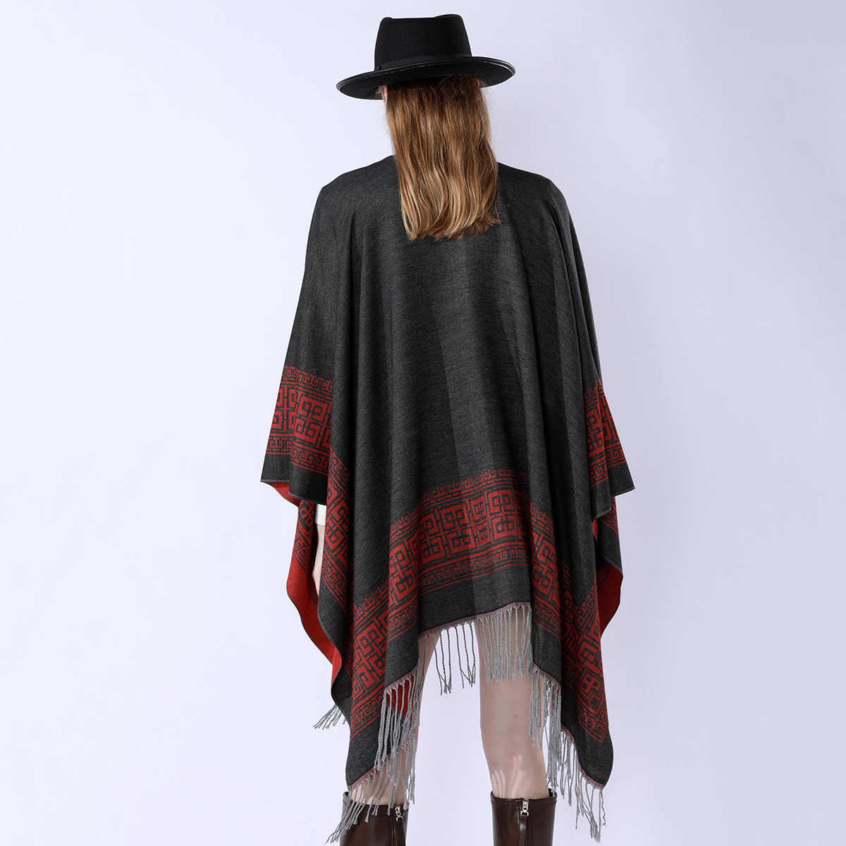 Nuevos productos transfronterizos de moda de otoño y invierno atmósfera simple bordilla exterior con una capa universal de alto caliente capa bifurcada
