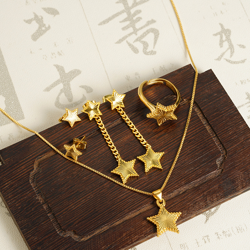 Anillo de estrella de oro de arena de Vietnam combinación de lujo ligero de alto nivel para mujeres fabricantes de juegos de joyería al por mayor