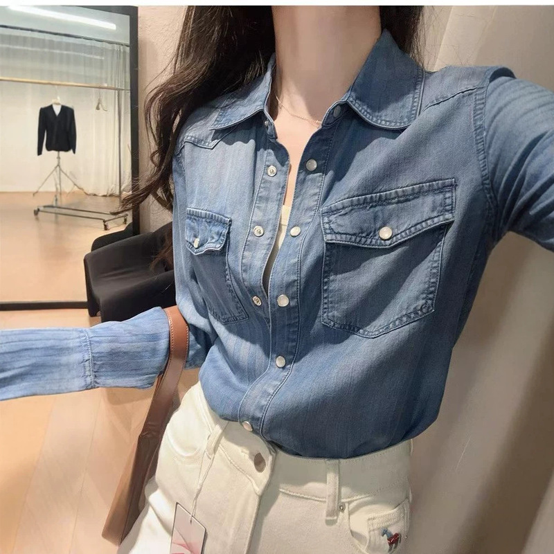2619 # 26 Spring and Autumn Style Vertical Striped Pearl Button Denim Shirt with Turn-Down Collar and Long Sleeves in Lyocell Fabric for Women 2619 # 26 Spring and Autumn Style Vertical Striped Pearl Button Denim Shirt with Turn-Down Collar and Long Sleeves in Lyocell Fabric for Women