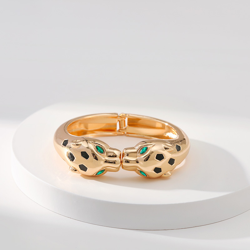 Exaggerated Animal Alloy Plating Rhinestones Womenu0027S Bangle