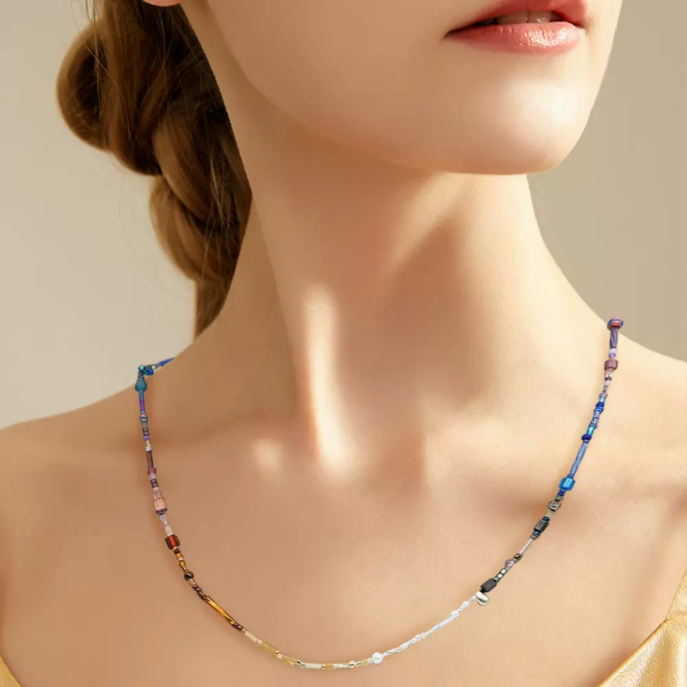 欧美复古气质女款小吊坠原创小众高级感串珠手工编织项链批发摆摊