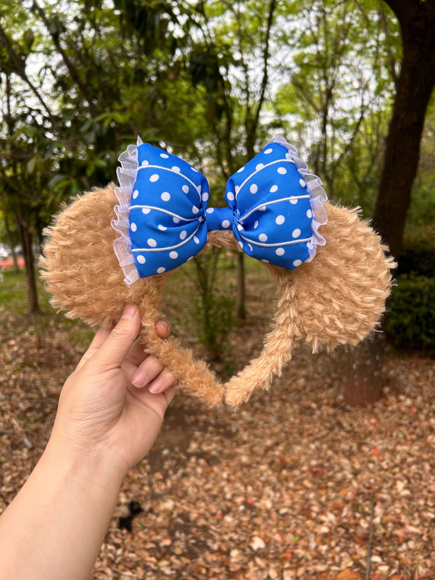 셜리 로즈 블루 폴카 도트 레이스