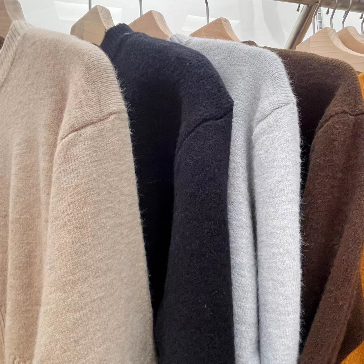 Women's Pullover Round Neck Split Hem French Style Autumn Winter_voghion.com