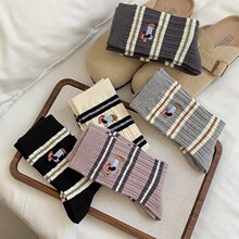 袜子女秋季新款刺绣小狗字母中筒袜AB款个性条纹百搭双针堆堆袜