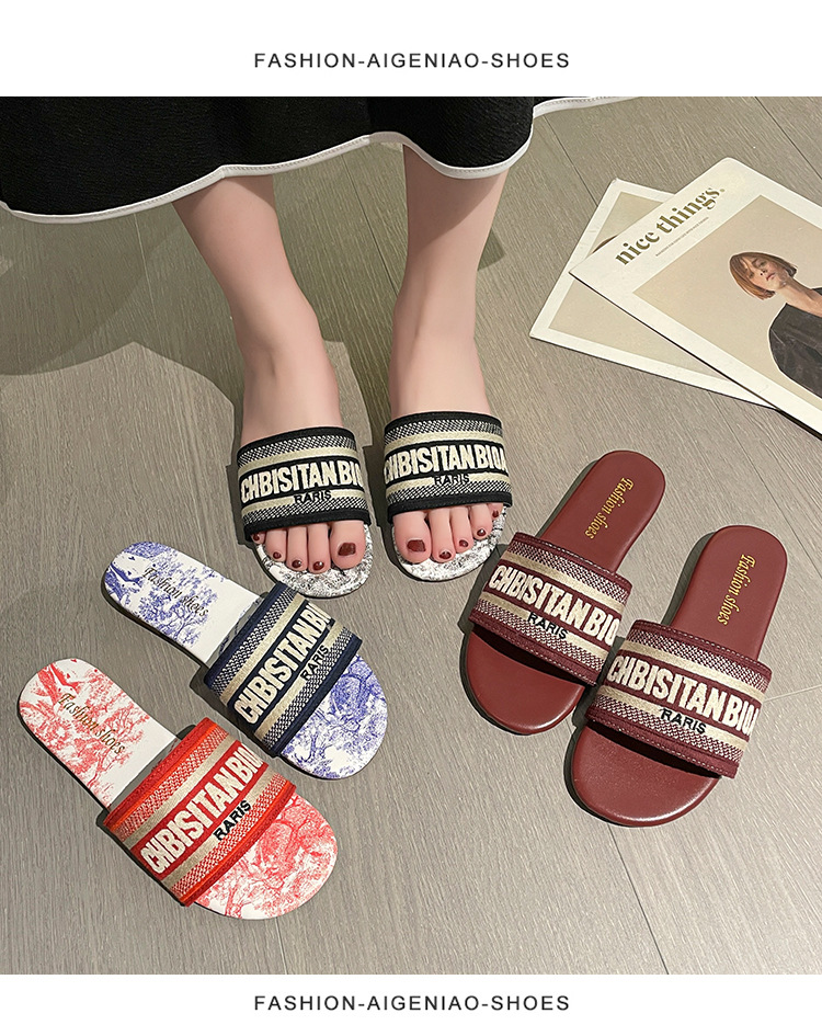 Internet Berühmte Hausschuhe Damen Sommer, Super Hot Im Jahr 2024, Neue Mode Für Den Außenbereich, Ins Trendy Beach Anti Slip One_voghion.com