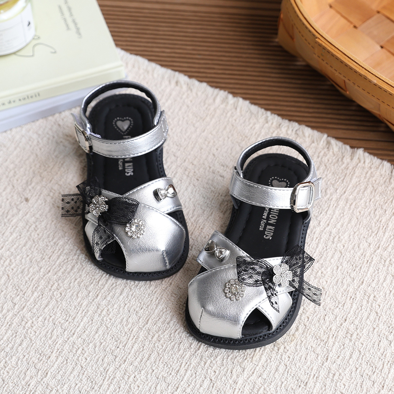Niñas sandalias de verano 2026 nuevos zapatos de moda para niños, zapatos casuales de encaje, arco, princesa image 4