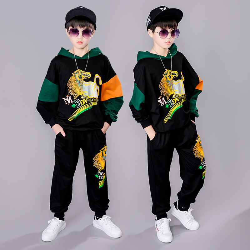 Barnas uformelle høst 2023 ny koreansk versjon av guttegenser med hettegenser, stort sportssett i to deler for barn_voghion.com