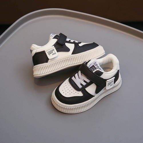 Children's Spring and Autumn New Sport Shoes, Unisex Casual Low-Top Skate Shoes for Boys and Girls, Baby Shoes, White Sneakers, Wholesale