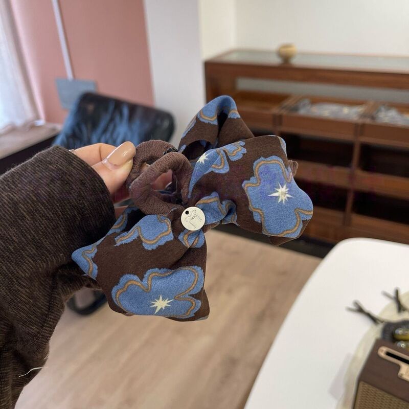 2025 New Blue Retro Floral Contrast High-End Printed Fabric Low Ponytail Hair Tie for Volume-Enhancing Scrunchie