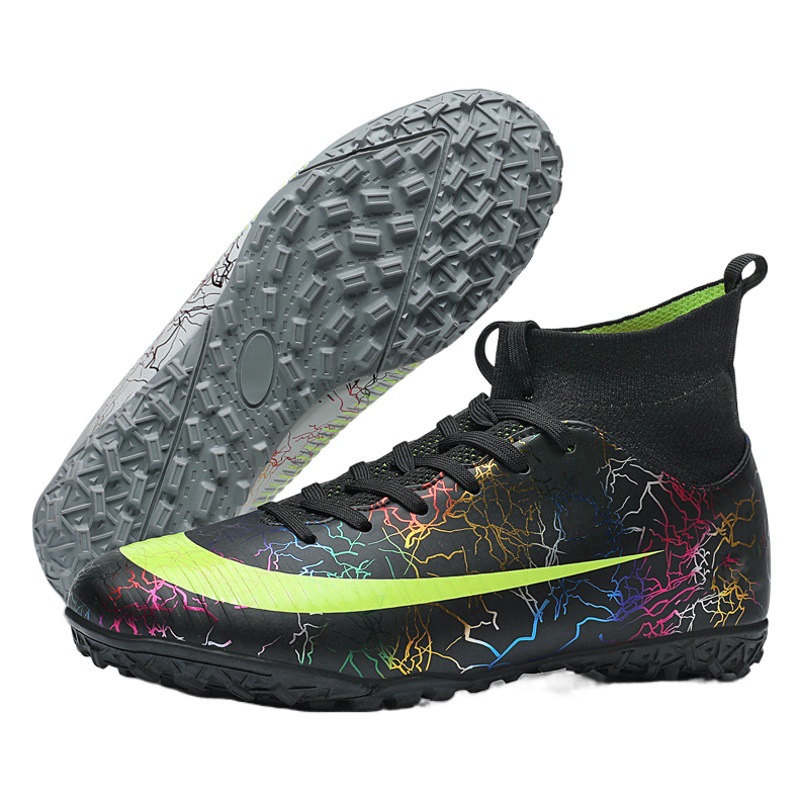 Nuevos hombres y mujeres transbordadores profesionales de alto fútbol estudiantes uñas planas de entrenamiento de competencia para adultos