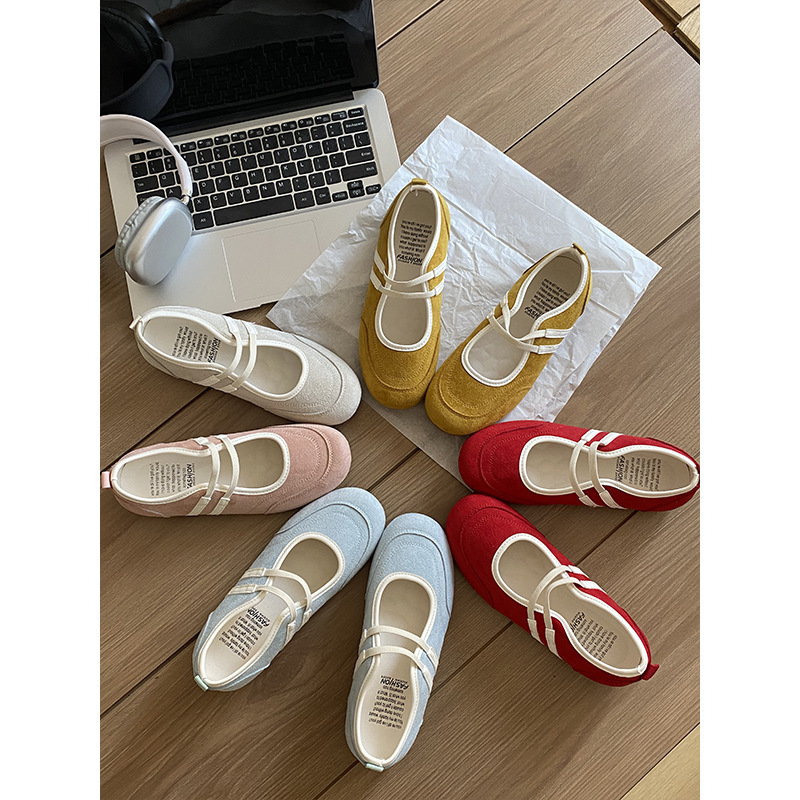 2025 New Korean Style Cute Retro Color Matching Double One Word Belt All-match Casual Mary Jane Shoes Flat Shallow Mouth Single-layer Shoes 2025 New Korean Style Cute Retro Color Matching Double One Word Belt All-match Casual Mary Jane Shoes Flat Shallow Mouth Single-layer Shoes