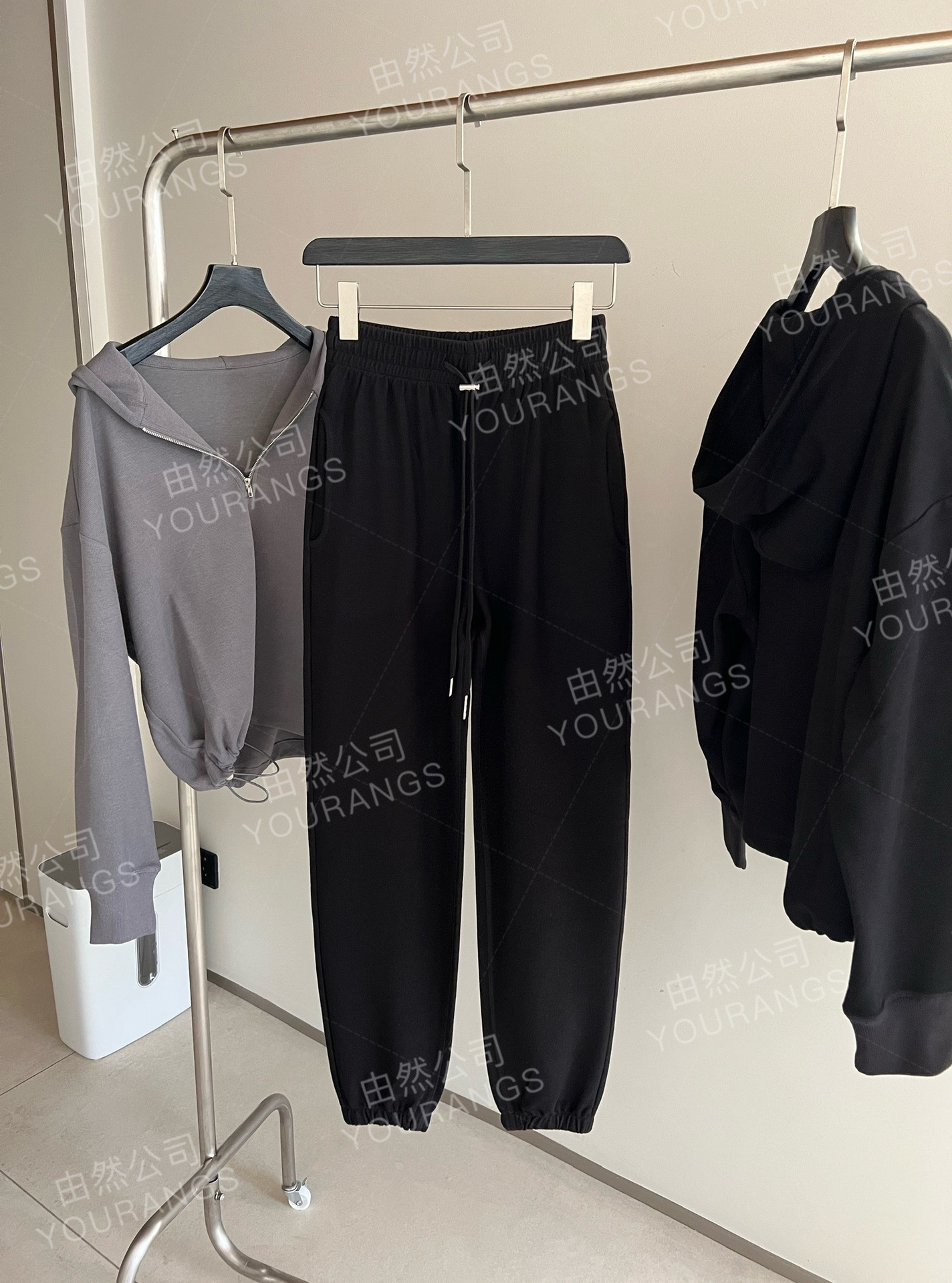 클래식 블랙(바지)