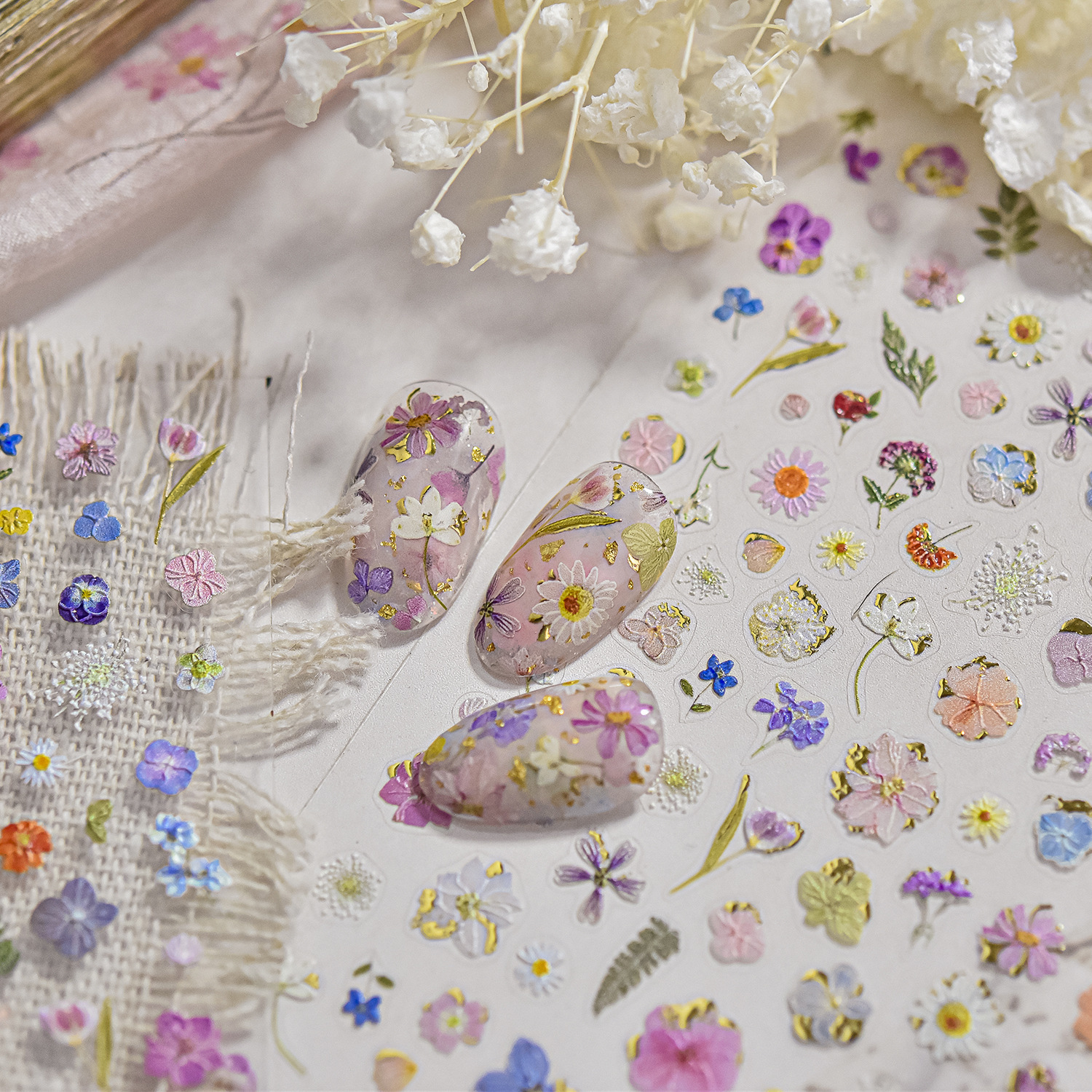 Manicura nueva celebridad de Internet lámina de oro joyería de flores secas pegatinas de uñas estilo japonés caliente pegatinas de uñas estilo antiguo joyería de uñas de hadas