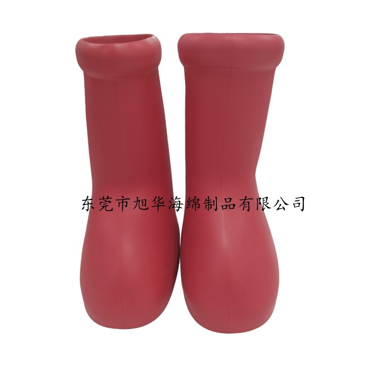 阿童木大红靴