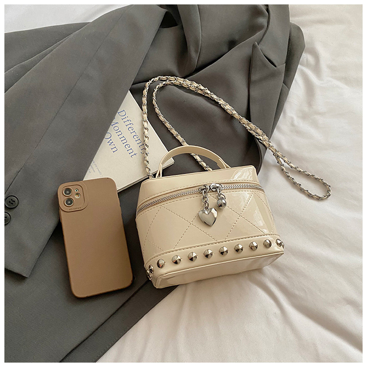 Korean style fashionable handbag for women 2025 summer new style small square bag, simple embroidered thread chain single-shoulder crossbody bag undefined