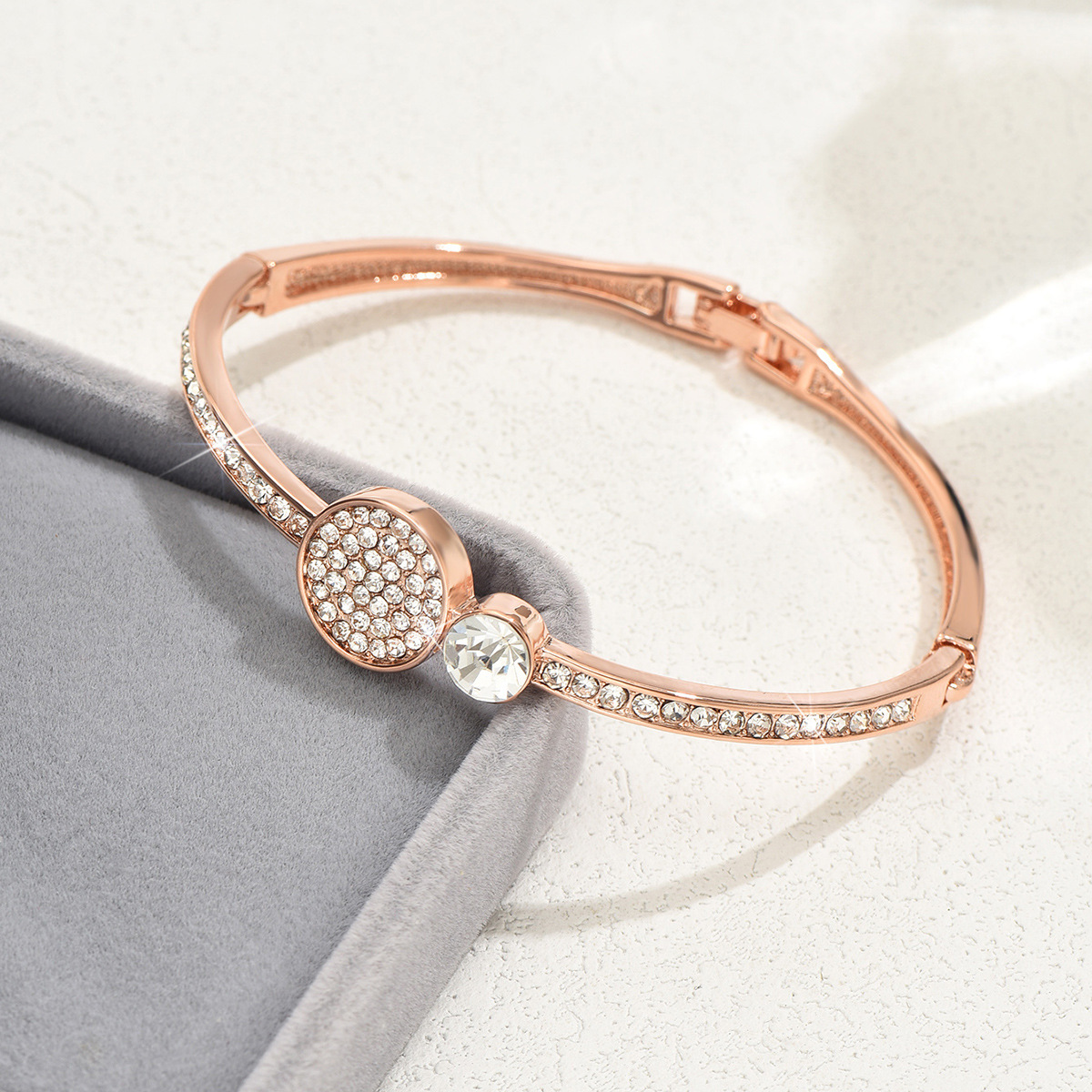 Fábrica directa de diseño de nicho geométrico coreano abierto envasado independiente brazalete de diamantes de oro rosa para mujeres image 8