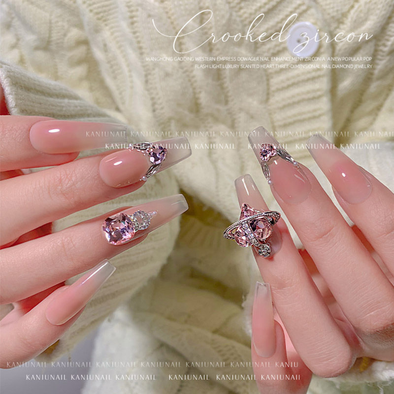 Accesorios de manicura Super Flash Reina Madre corazón torcido aleación decoración del clavo streamer metal flash estrella anillo pegatinas joyería