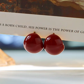 项链;耳环;手链