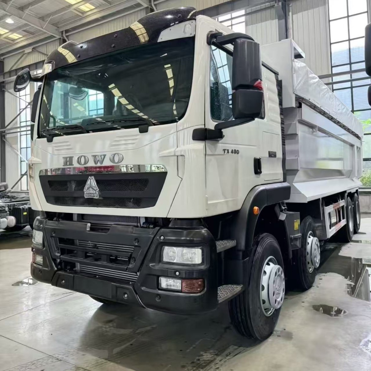 Cross-border Sinotruk HOWO TX Dump Truck, High Horsepower, Left and Right Steering Options, Mining Sand and Gravel Transport Tipper Truck