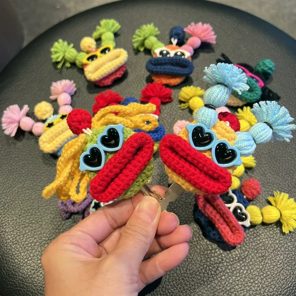 Cute Sausage Mouth Key Protective Case, Home Door Key Shell, Access Card Holder, Personalized and Creative, Quirky Key Storage Bag