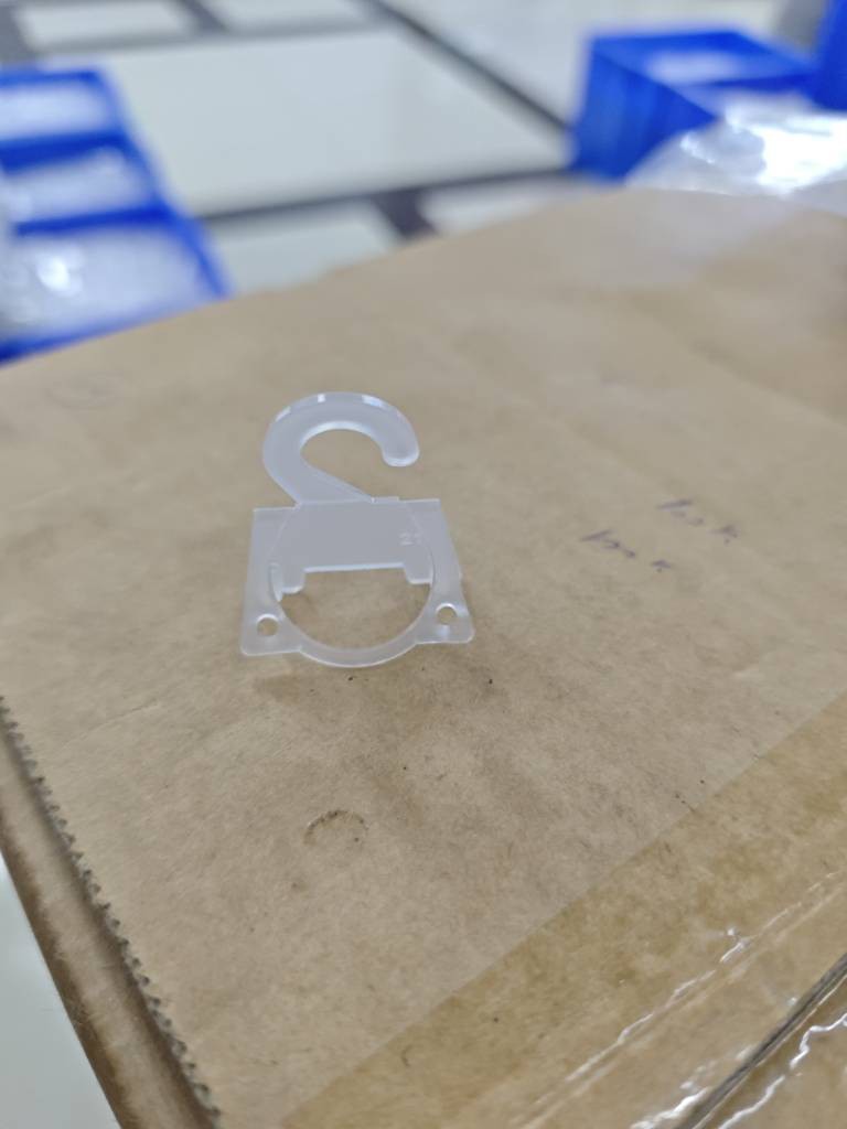 厂家备有现货彩盒挂钩 手柄塑料 把手塑料 塑料扣手挂钩塑料