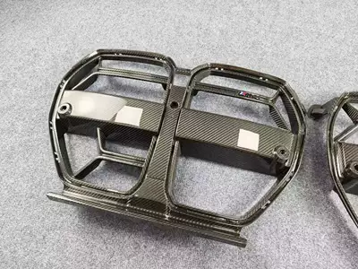 Suitable for new BMW M3 Zhongwang - with-acc-dry-carbon-fiber-csl-medium-mesh