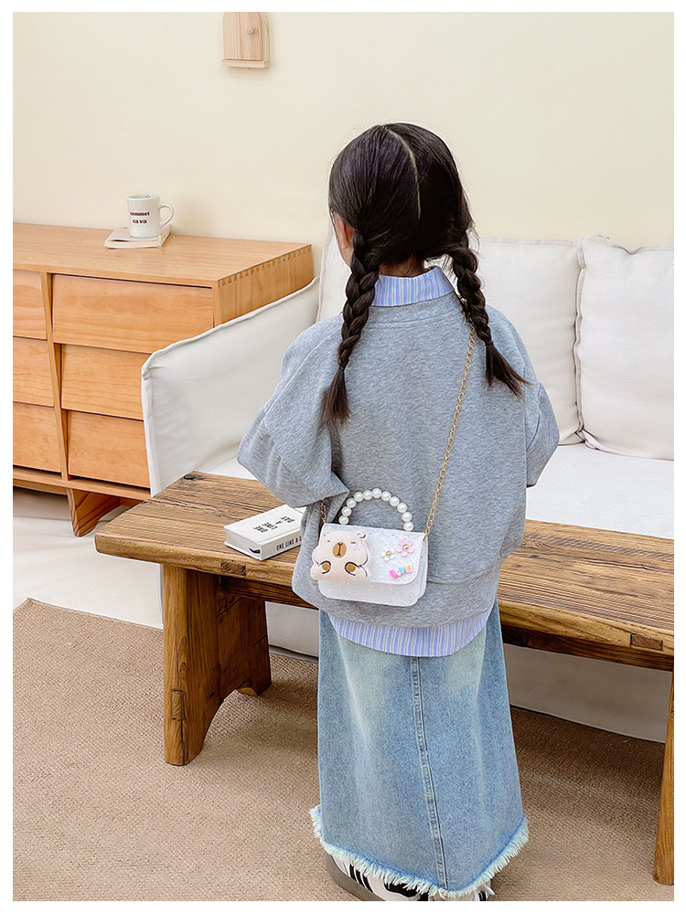 131g Weight Synthetic Leather Lining Material Lace Fashion Element Magnetic Buckle Closure Type Top Handle, Chain Strap Type Crossbody Bag Bags Type Daily Occasion Synthetic Leather, Polyester Material Kids Backpack Backpack Capybara Pattern All Seasons Season Kid'S Gender Cute Style Square Shape Kid'S Synthetic Leather Polyester Capybara Cute Lace Square Magnetic Buckle Crossbody Bag 8