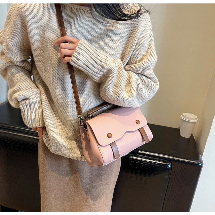 Women's Medium All Seasons Pu Leather Color Block Streetwear Square Magnetic  Buckle Shoulder Bag