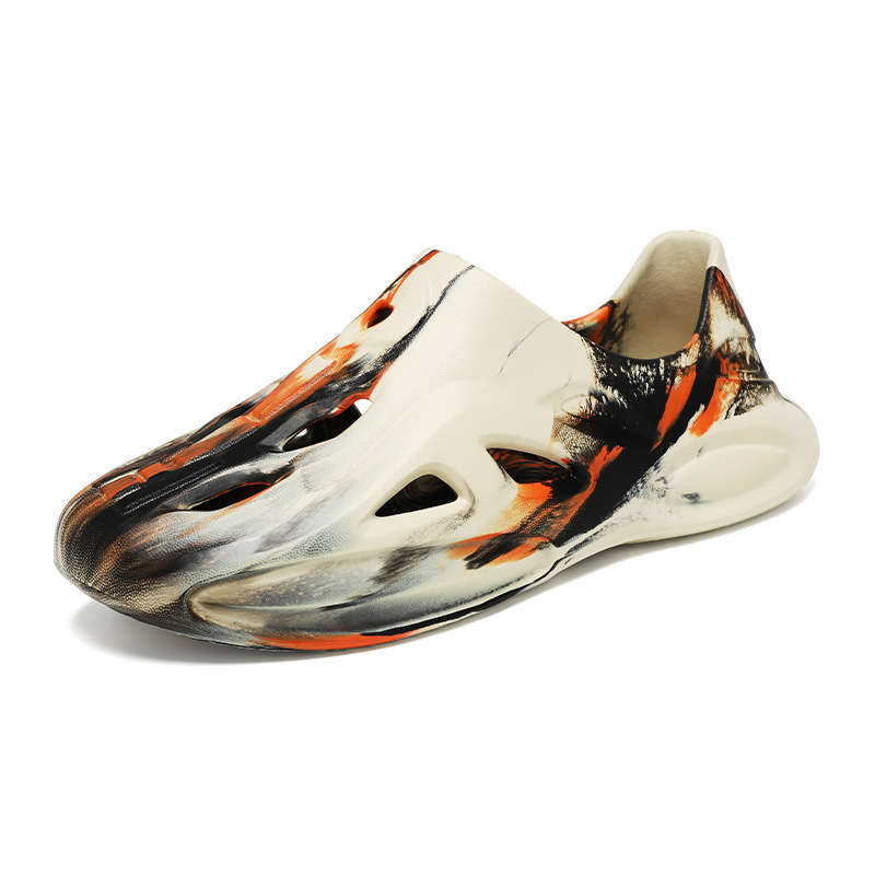 Red camuflado EVA coco agujero zapatos de verano para hombres y mujeres con pantalones de graffiti gruesos zapatos de playa