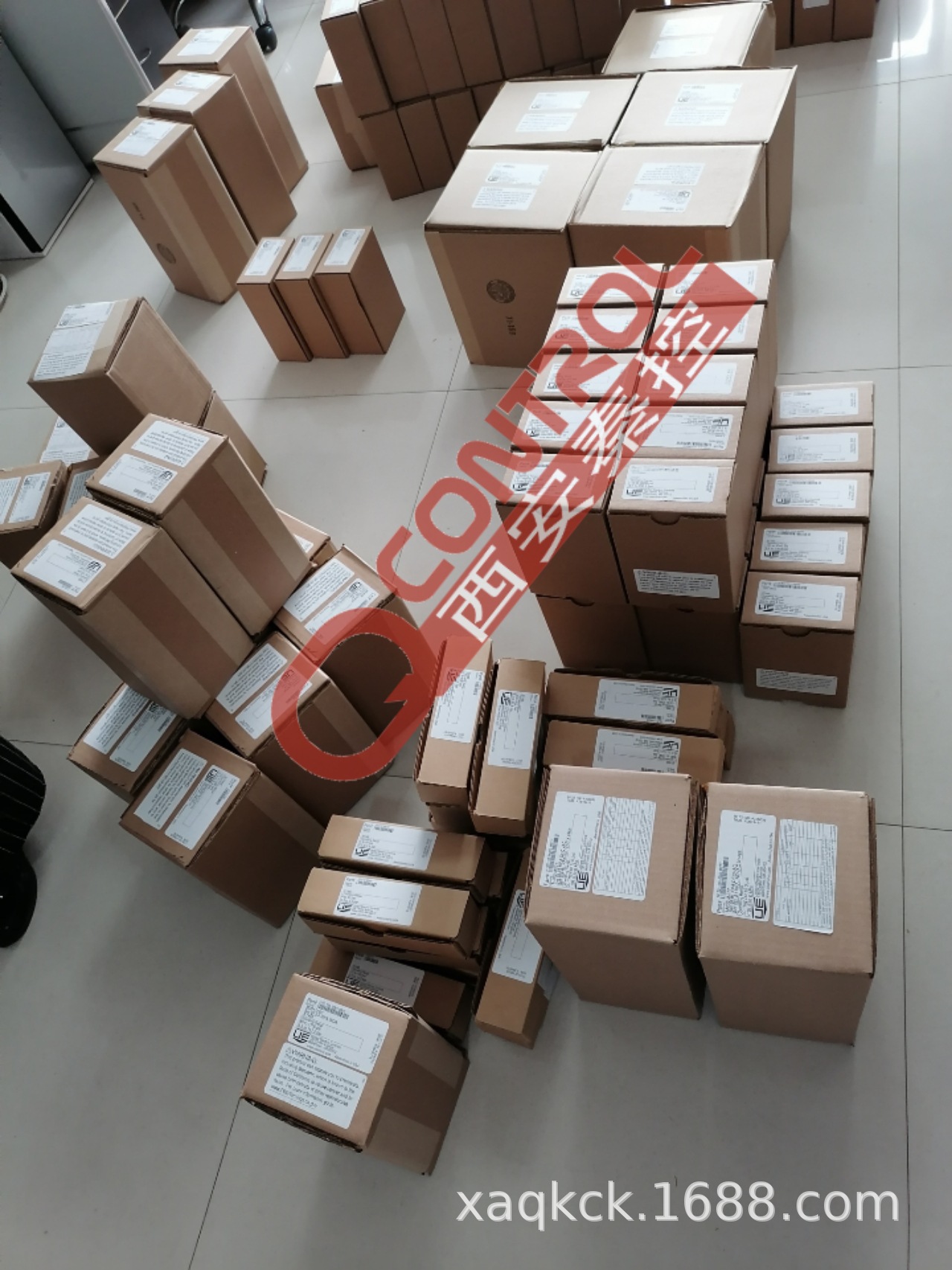 H122K-456-M202 UE双点压差开关