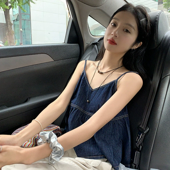 Французский ретро сладкий и крутой стиль джинсовая майка женская, новинка лета 2025, свободный короткий внешний топ без рукавов