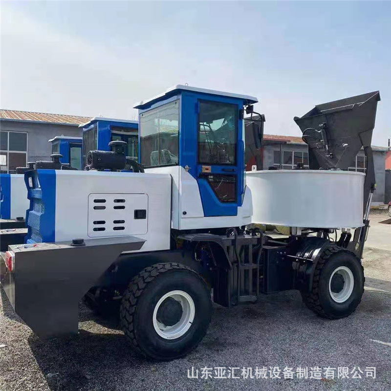 3方搅拌机搅拌车 自上料搅拌装载机 自动上料搅拌车