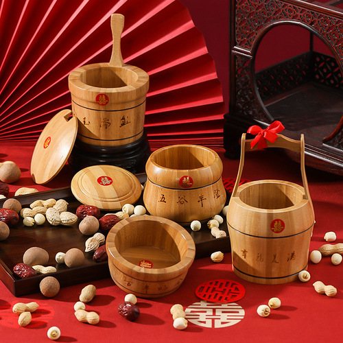 Three-piece set of solid wood mahogany color small offspring bucket set wedding toilet concentric lock dowry ornaments