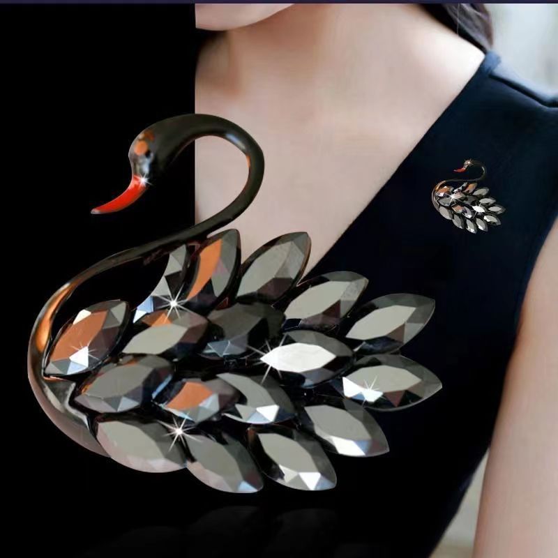 Women'S Gender Diamond Design Elegant Pin Swan Alloy Diamond Women'S Brooches