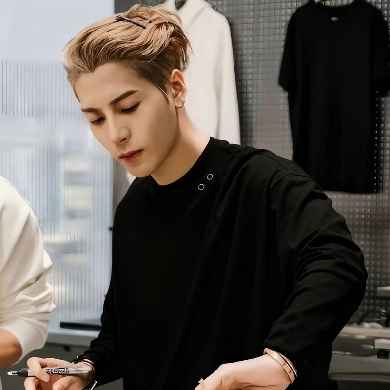 Ceiling Tw King Jiaer's Same Style Choices Metal Long-Sleeved American Casual Round Neck Loose Bottoming T-Shirt for Men and Women