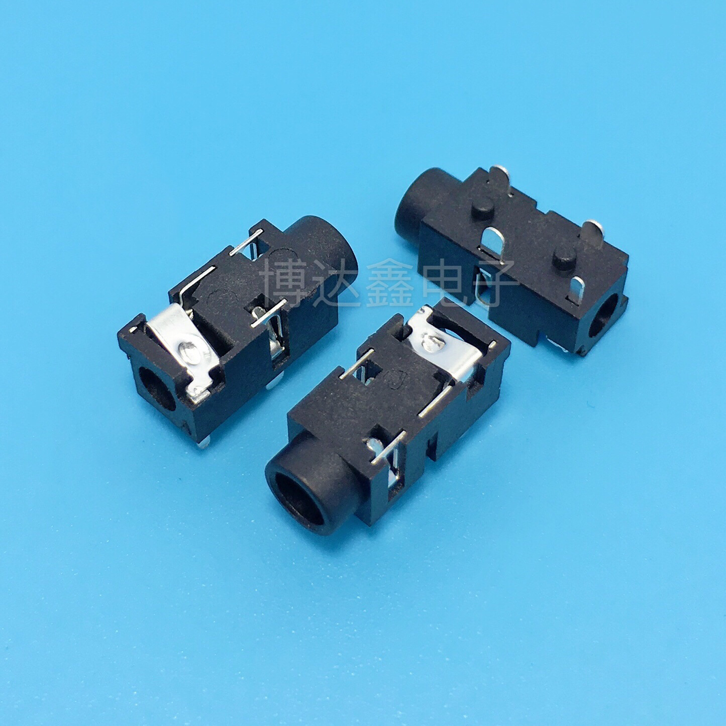 PJ-327D耳机插座 镀银 4脚贴片 带定位柱 3.5mm耳机音频接口母座