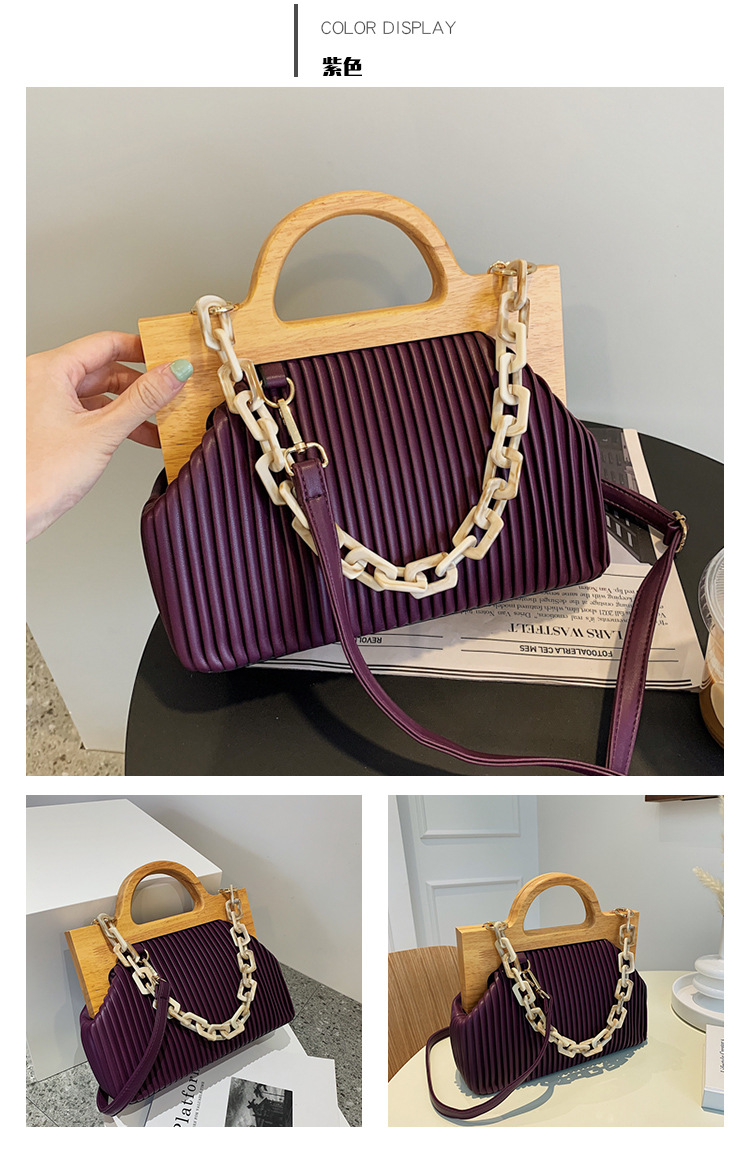 Autumn And Winter New Wooden Handle Fashion Chain Fold Striped Shoulder Simple Messenger Bag display picture 55