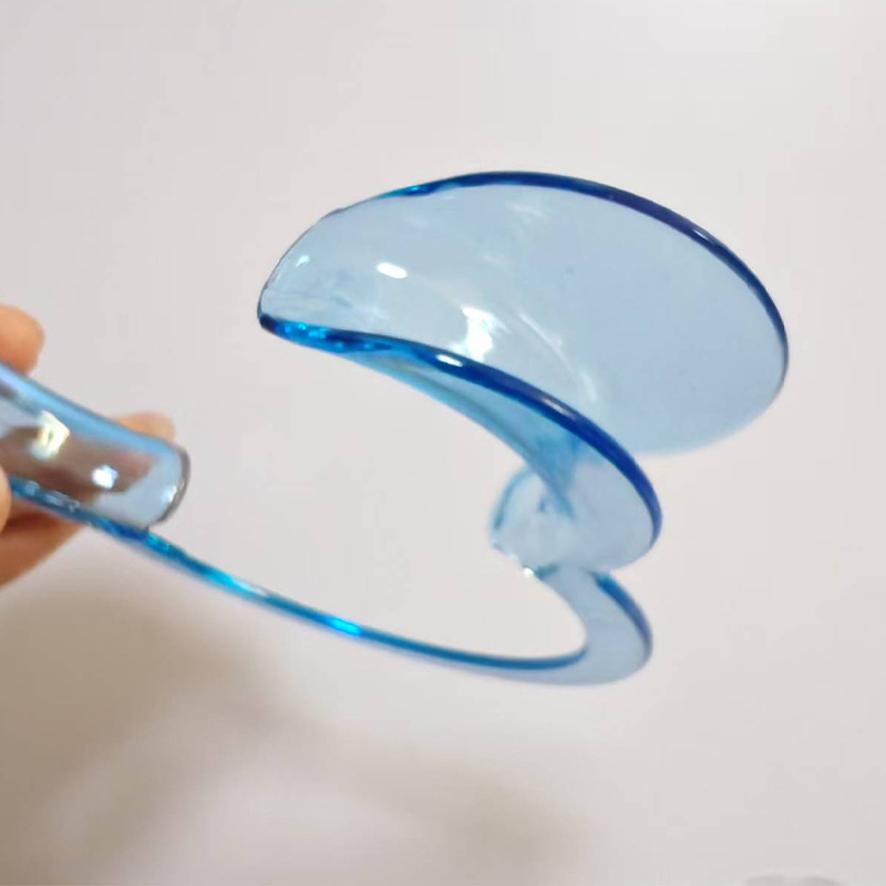 Dental disposable mouth retractor C-type